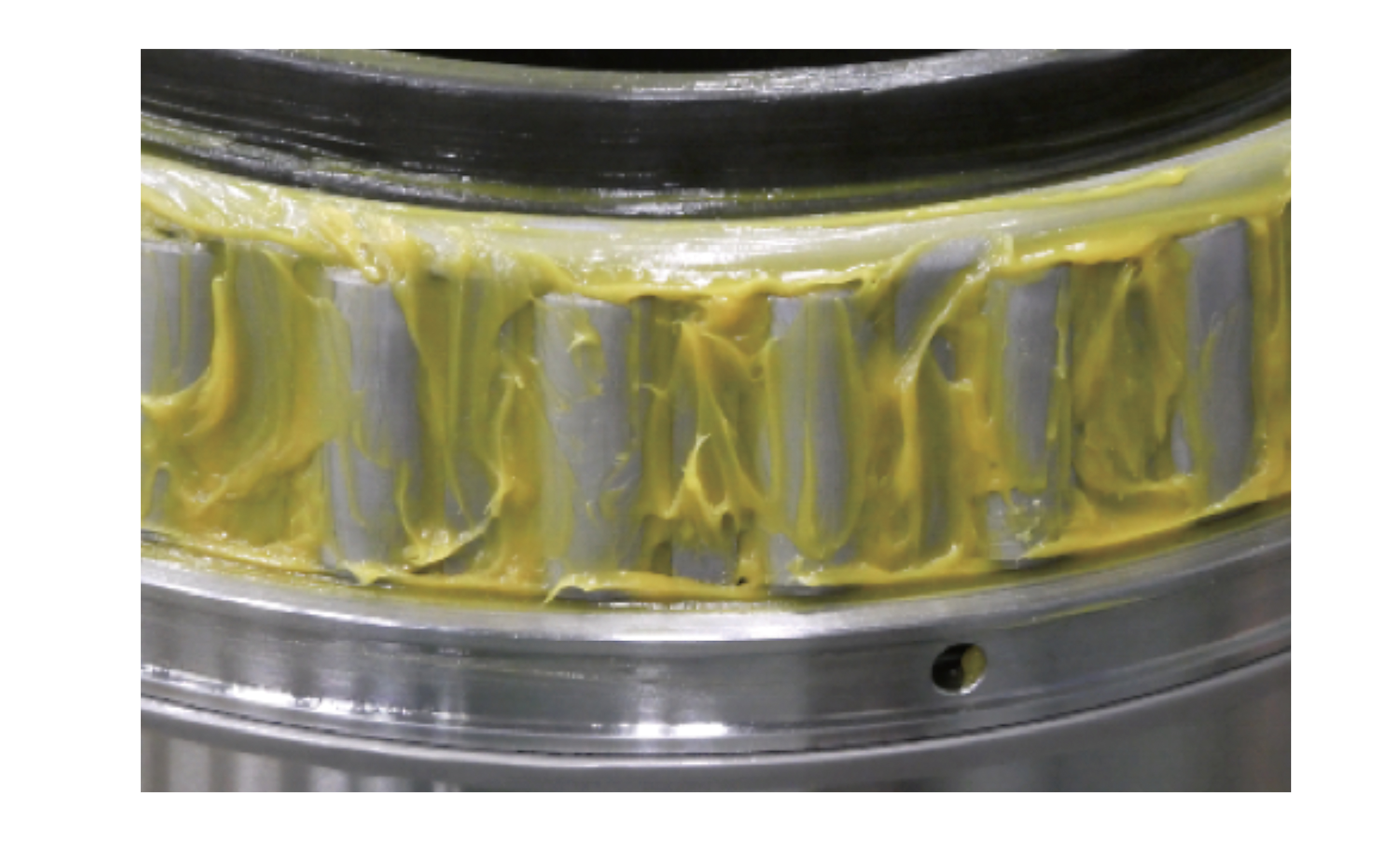 NSK’s new sealed-clean, four-row tapered roller bearings with water-resistant grease 